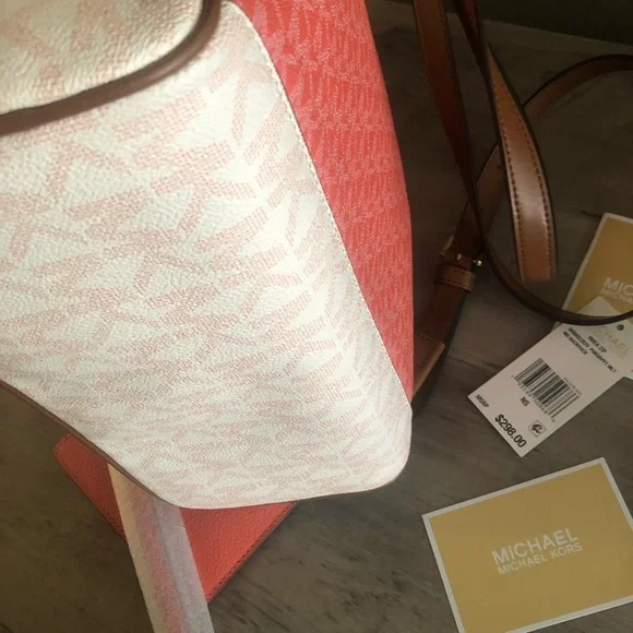 NWT Michael Kors rhea backpack grapefruit M display picture 2